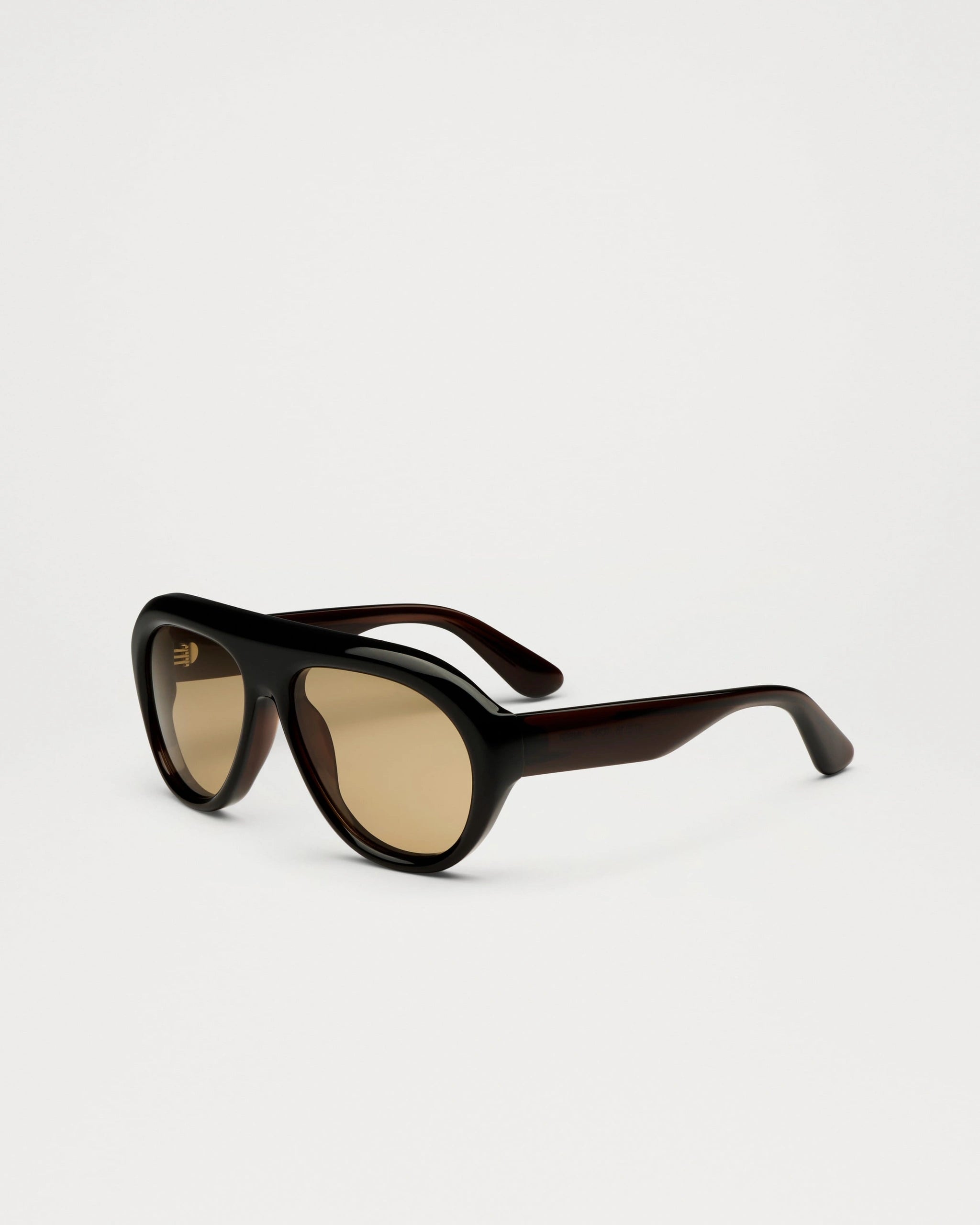 Tony - Umber