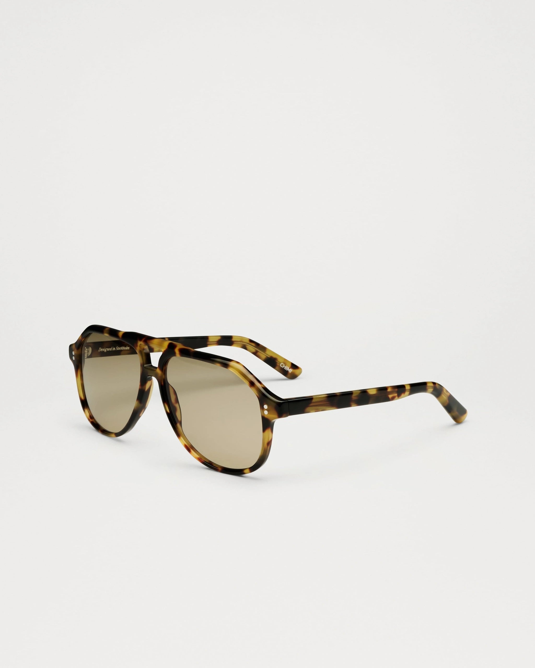Sally - Light Tortoise